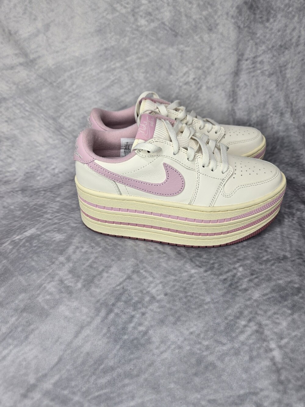 🌸🌺Jordan AJ 1 Triple Stack in the Pale Ivory/Iced Carmine/Muslin colorway 🌺